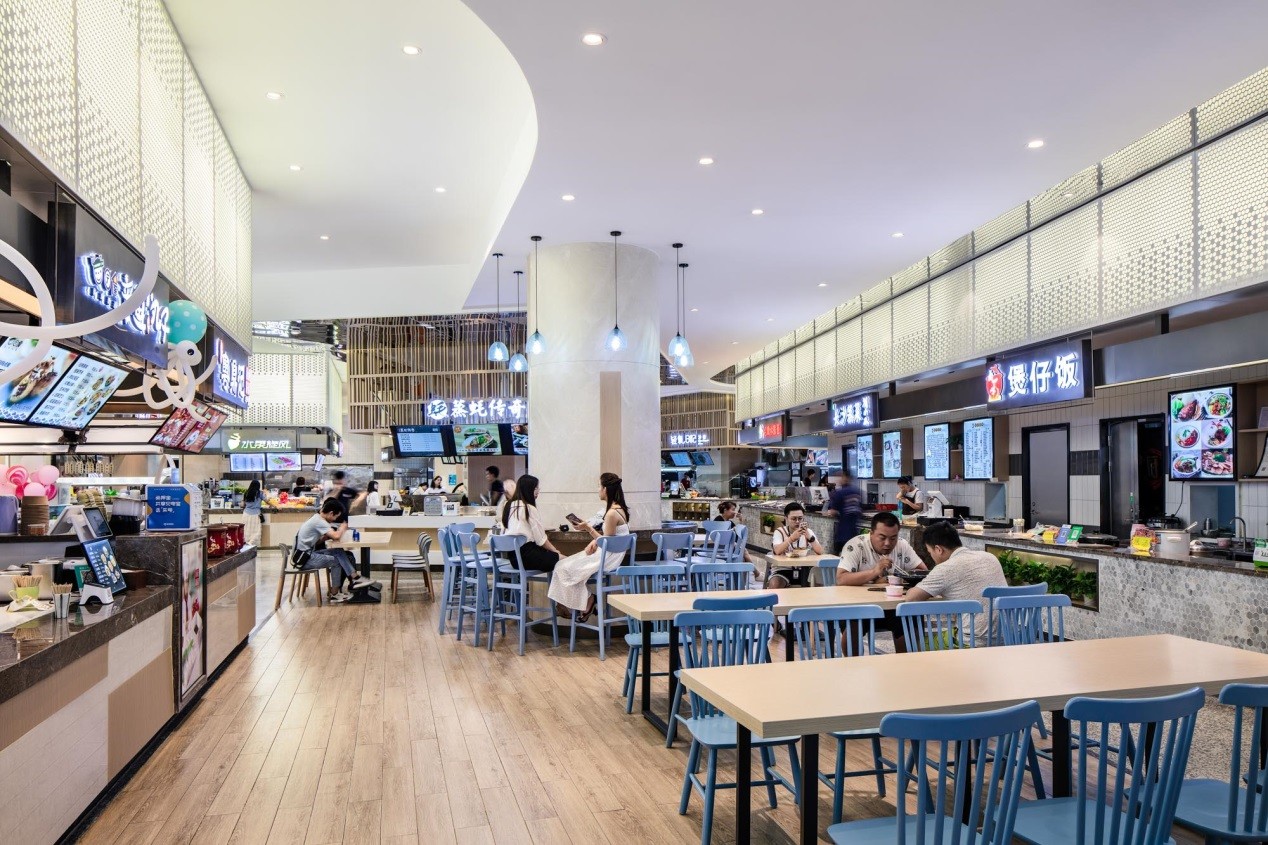 美食广场的华丽转身